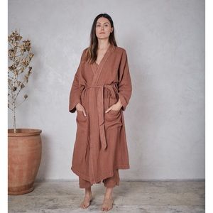 Esby Linen Robe